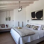Salina - With Private Heated Eco-pool, Sauna & Jaccuzi Hot Tub *