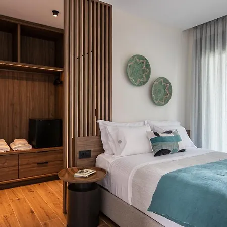 Salina - With Private Heated Eco-pool, Sauna & Jaccuzi Hot Tub *