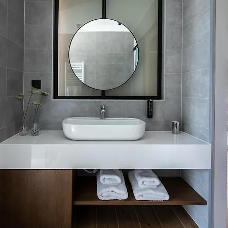 Salina - With Private Heated Eco-pool, Sauna & Jaccuzi Hot Tub * Volos