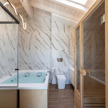Vilă Salina - With Private Heated Eco-pool, Sauna & Jaccuzi Hot Tub